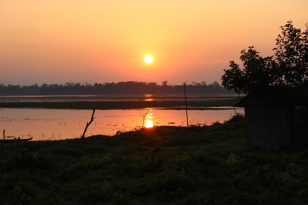 Nature Hunt Eco Camp Kaziranga Bagian luar foto